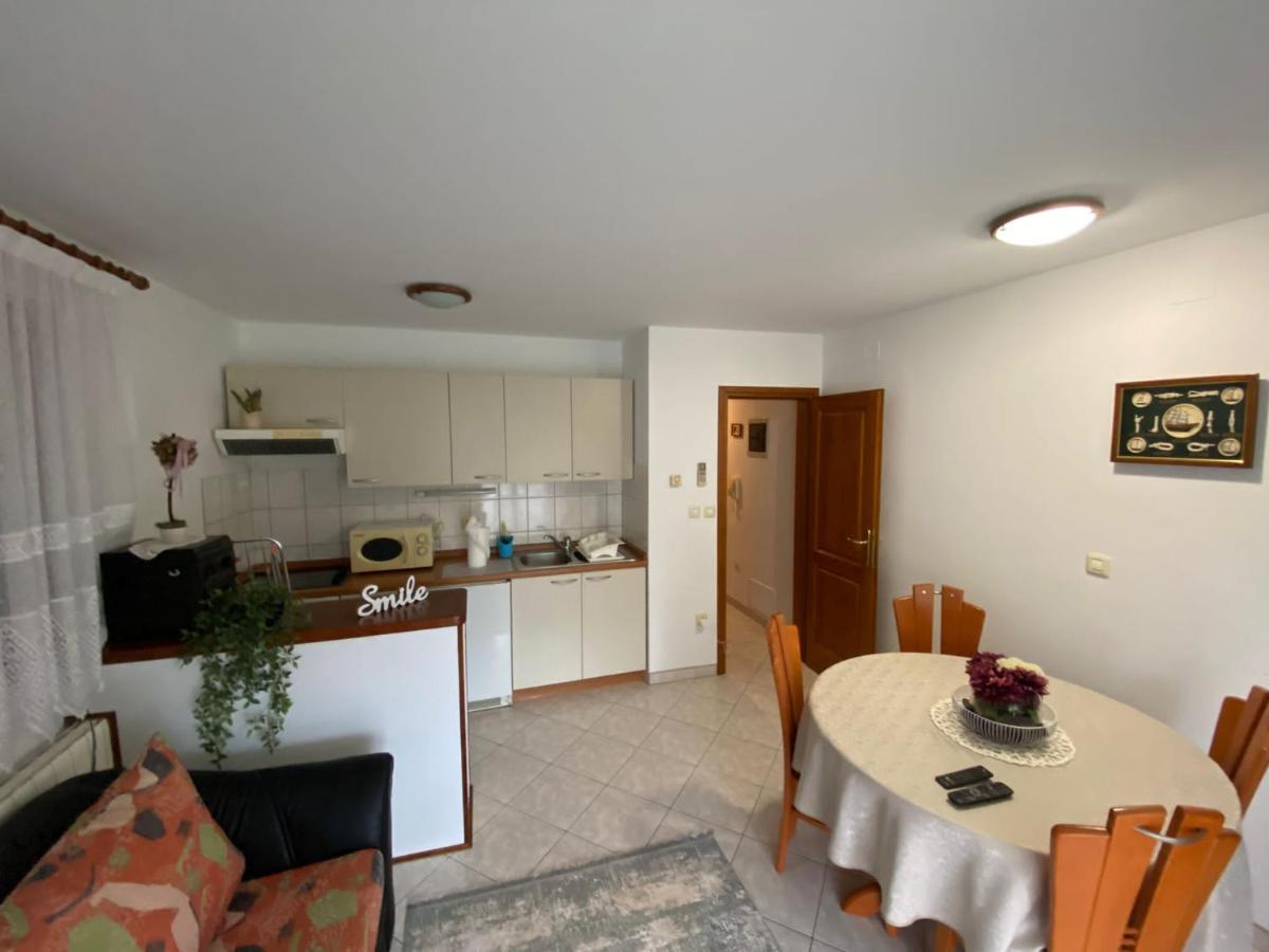 Apartman Ema Istriana Медулин Екстериор снимка